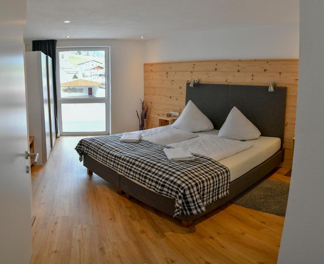 Veranda Appartement Wohlfuehl Gries im Sellrain Kültér fotó
